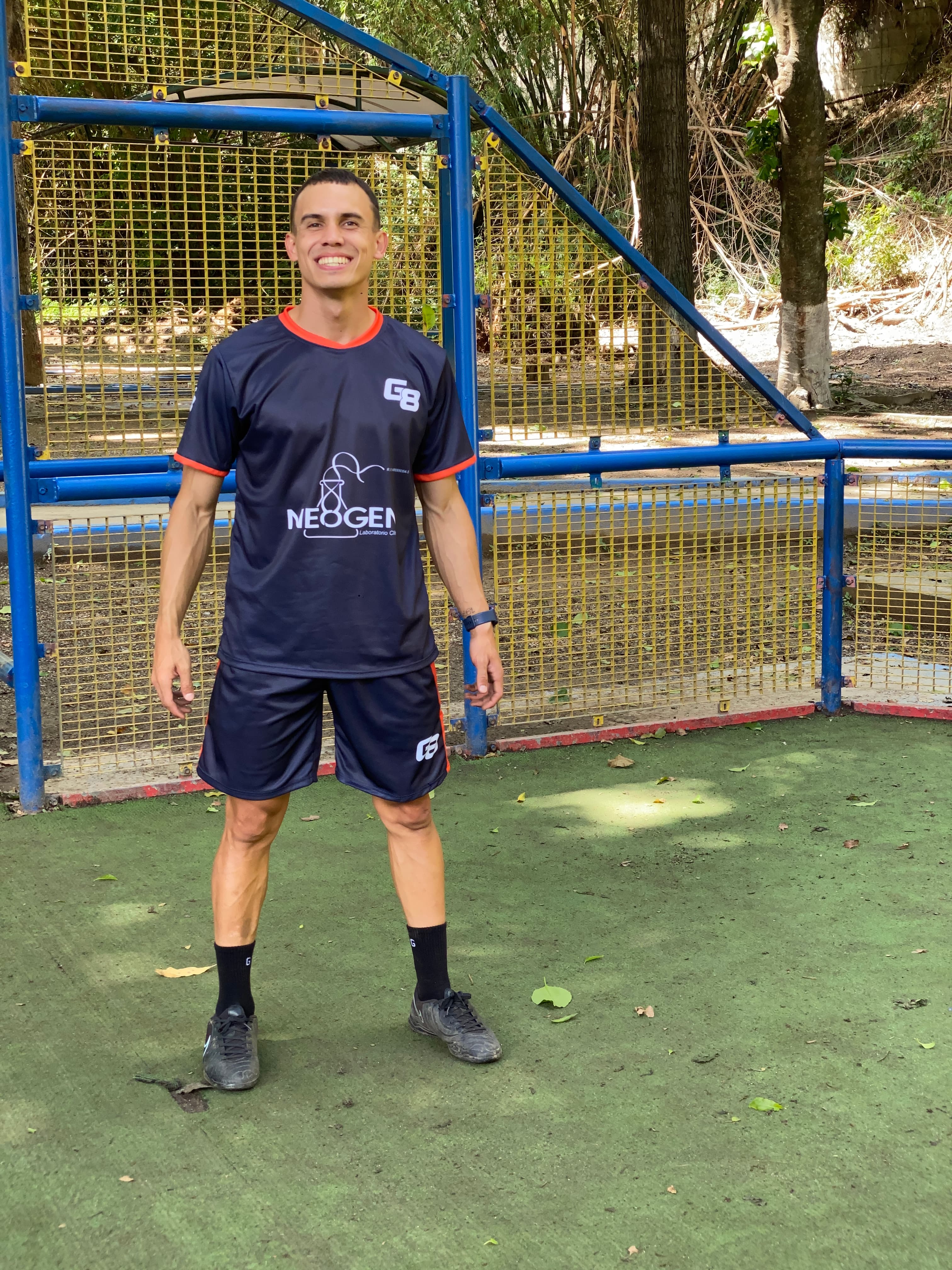 Cristopher Martínez entrenando jugadores en El Gocho Entrenador en Caracas